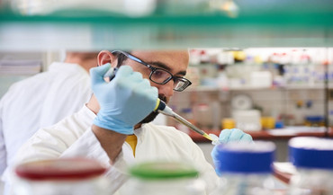 Biochemiker im Labor